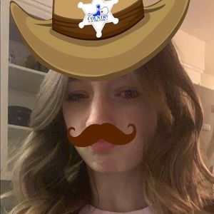 Meet your Posher, Caydi